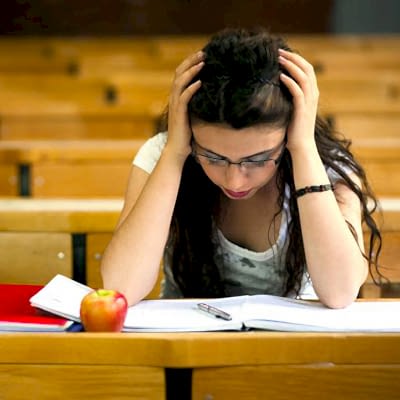 Yaratıcı Drama Aracılığıyla Sınav Kaygısı ile Baş Etme